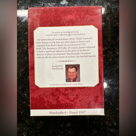 Hallmark Hank Aaron Ornament w/Box 1997 - Picture 3 of 3